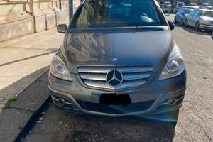 Mercedes B200 W245