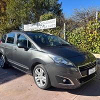 PEUGEOT 5008 BlueHDi 120 EAT6 7 posti Allure