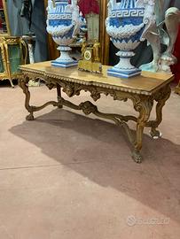 Tavolo rettangolare in legno