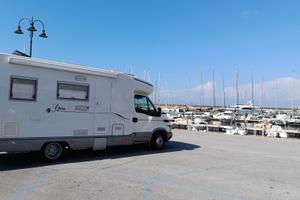 camper semi integrale 