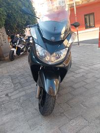 Yamaha majesty 400