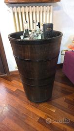 Botte in legno antica portabottiglie d'arredo