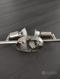 Doppio faretto orientabile