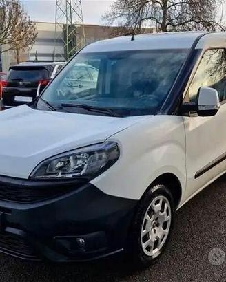 PARTE FRONTALE FIAT DOBLO #035