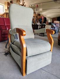 Poltrona relax alzapersona con due motori