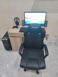 PC da gaming/studio, monitor, sedia, cuffie etc...