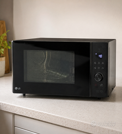 Forno microonde combinato LG Smart Inverter