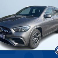 Mercedes-Benz GLA 250 E PLUG-IN HYBRID AUTOMA...