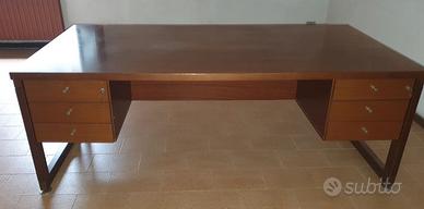 Scrivania legno massello