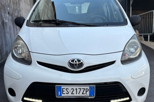 Toyota aygo 1.0 benzina anno 2013 150.000 km