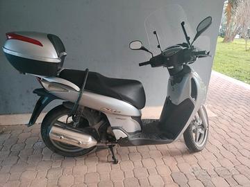 scooter Honda SH 150 anno 2008