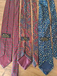 Set di cravatte
