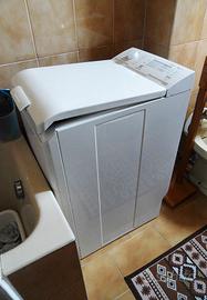 Lavatrice Electrolux con carico dall'alto