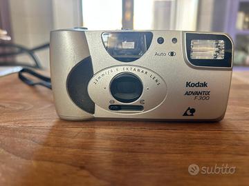 Kodak Advantix F300 — fotocamera APS vintage