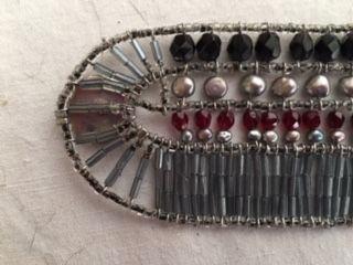 Bracciale artigianale con pietre unico stupendo