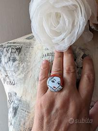 Anello dipinto a mano
