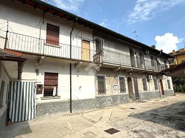 CASA DI CORTE A LEGNANO