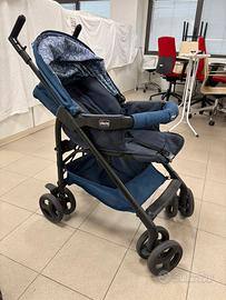 Passeggino Chicco blu, ben tenuto