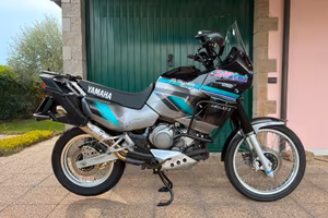 Yamaha XTZ 750 Super Tènèrè