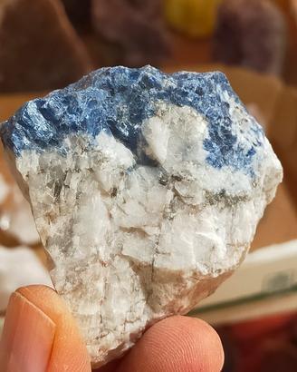 Sodalite grezza