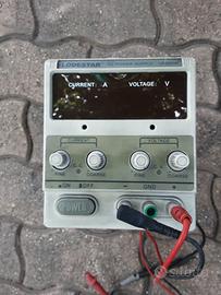 Alimentatore da banco professionale