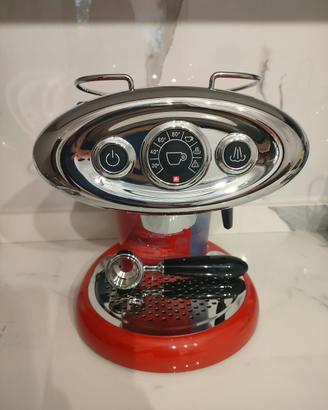 Macchina da caffè a capsule illy