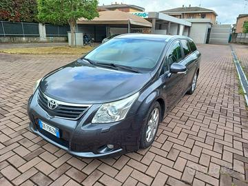 Toyota Avensis 2.2