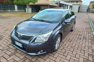 Toyota Avensis 2.2