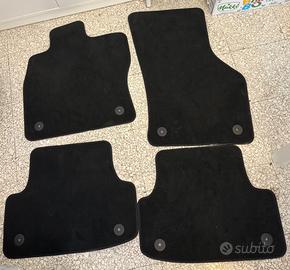 Set tappetini originali Audi A3 8V