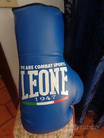 Guantone da boxe marca LEONE x arredament permuto