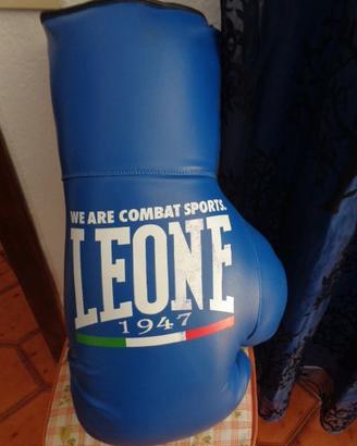 Guantone da boxe marca LEONE x arredament permuto