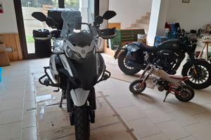 TRK 502 X  /  BENDA V302C