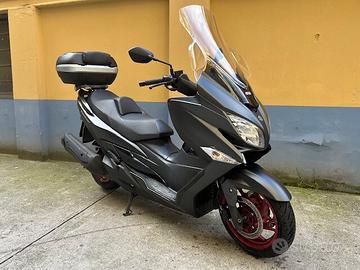 Suzuki Burgman 400