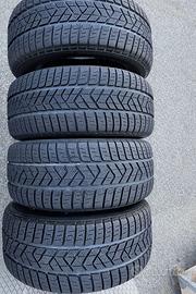 Treno Pirelli W 245/50 R18