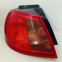 STOP FANALE POSTERIORE SINISTRO MITSUBISHI Colt Se