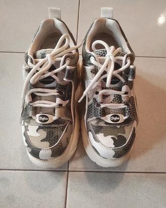 scarpe Buffalo mimetiche nuove