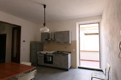 AP805 - Ampio appartamento indipendente in centro