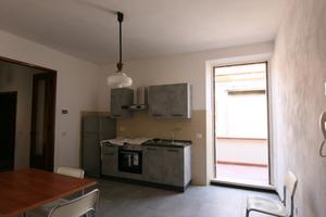 AP805 - Ampio appartamento indipendente in centro