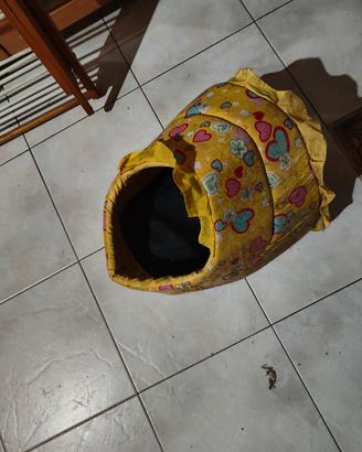 cuccia per gatti e cani 