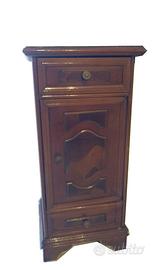 Mobiletto basso in legno