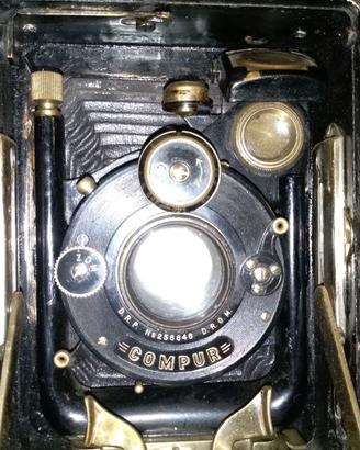 Antica Macchina Fotografica Compur