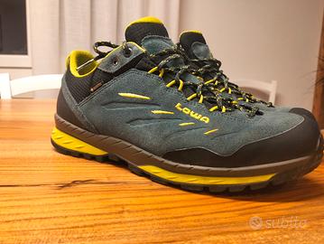 scarpe da montagna Lowa