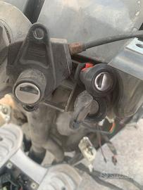 Kit Serrature completo con 2 Chiavi per Aprilia Sp