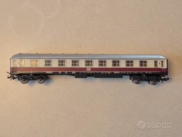 Carrozza Lima H0 nei colori TEE