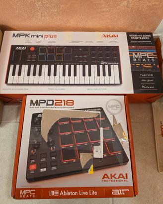 Akai tastiera/pianola + pad strumenti musicali