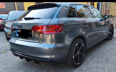 Audi A3 Sportback 1.6 diesel Motore nuovo 