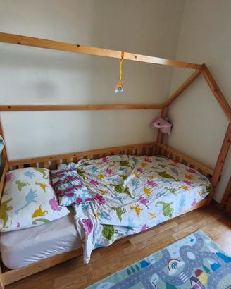 letto capanna montessori