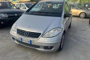 MERCEDES-BENZ A 180 CDI Elegance