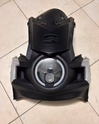 Gruppo faro seat mo e silence s01