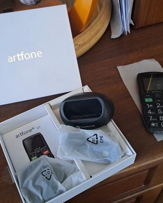 Telefono artfone anziani